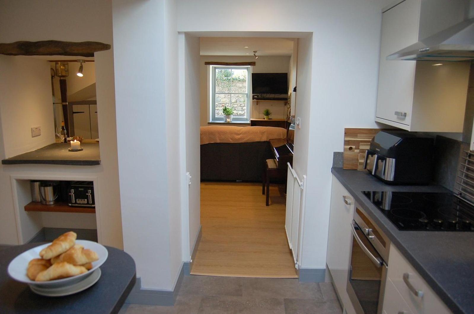 Ty Del - Beautiful Home In Tywyn Eksteriør bilde